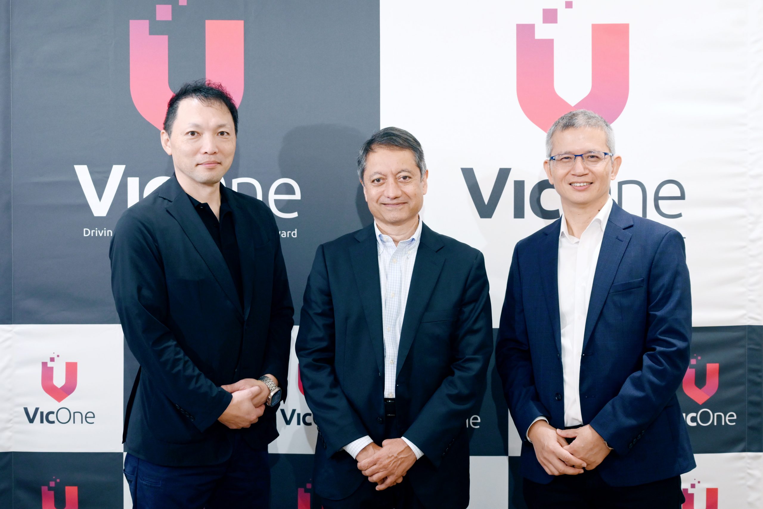 v.L.: Masanori Namba, Mahendra Negi, and Max Cheng at VicOne’s new global headquarters.